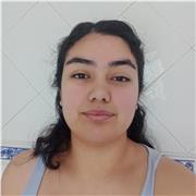 Profesora de arte, principalmente dibujo, y de matemáticas.